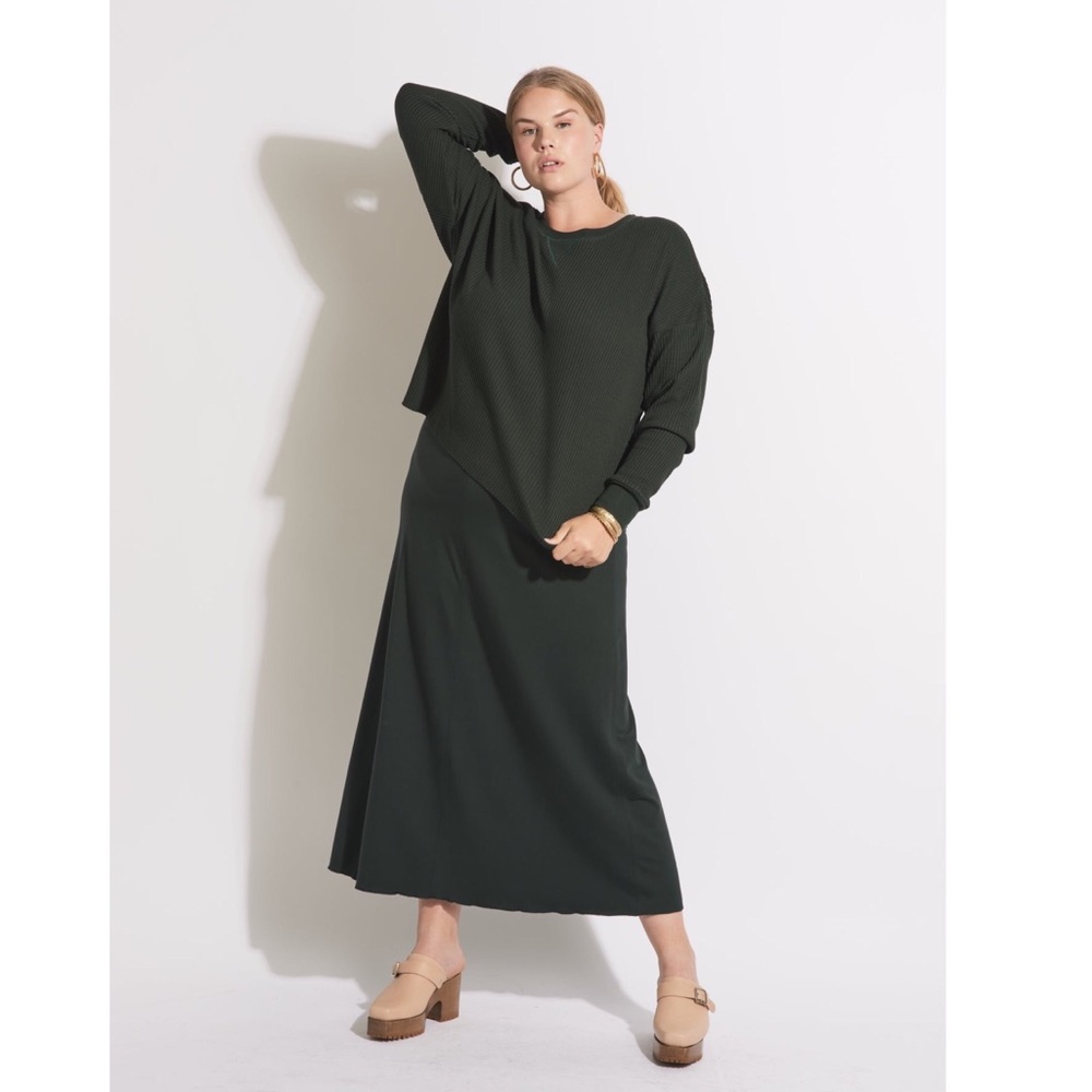 NWT SOLIKA Nala Midi Skirt in Forest